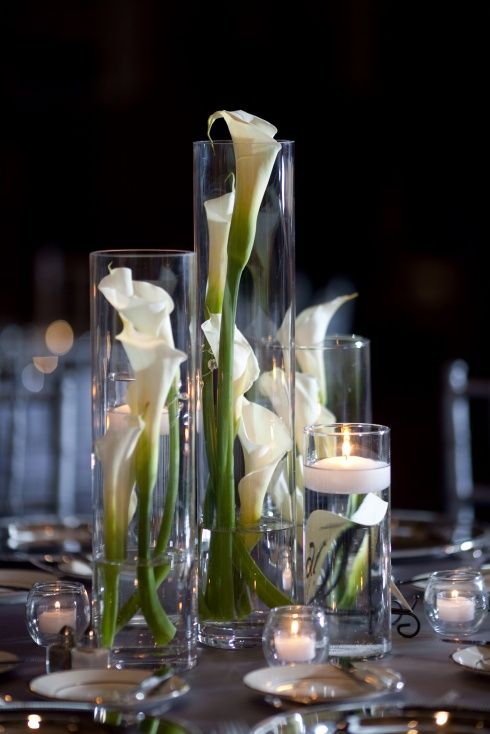 calla flowers vase